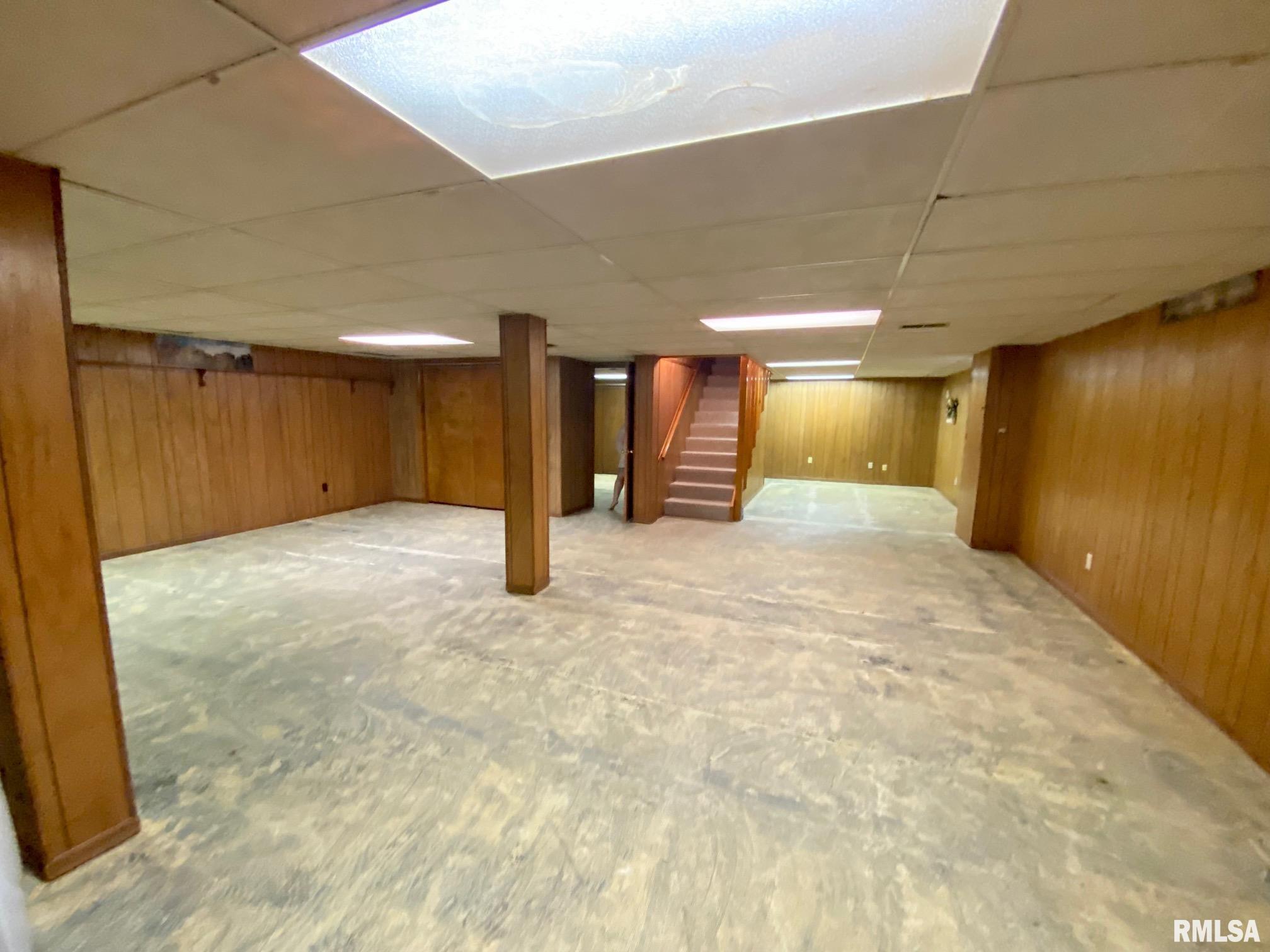 17111 River View Road Petersburg, IL 62675 - Photo 21 of 29 Gallery Image 21
