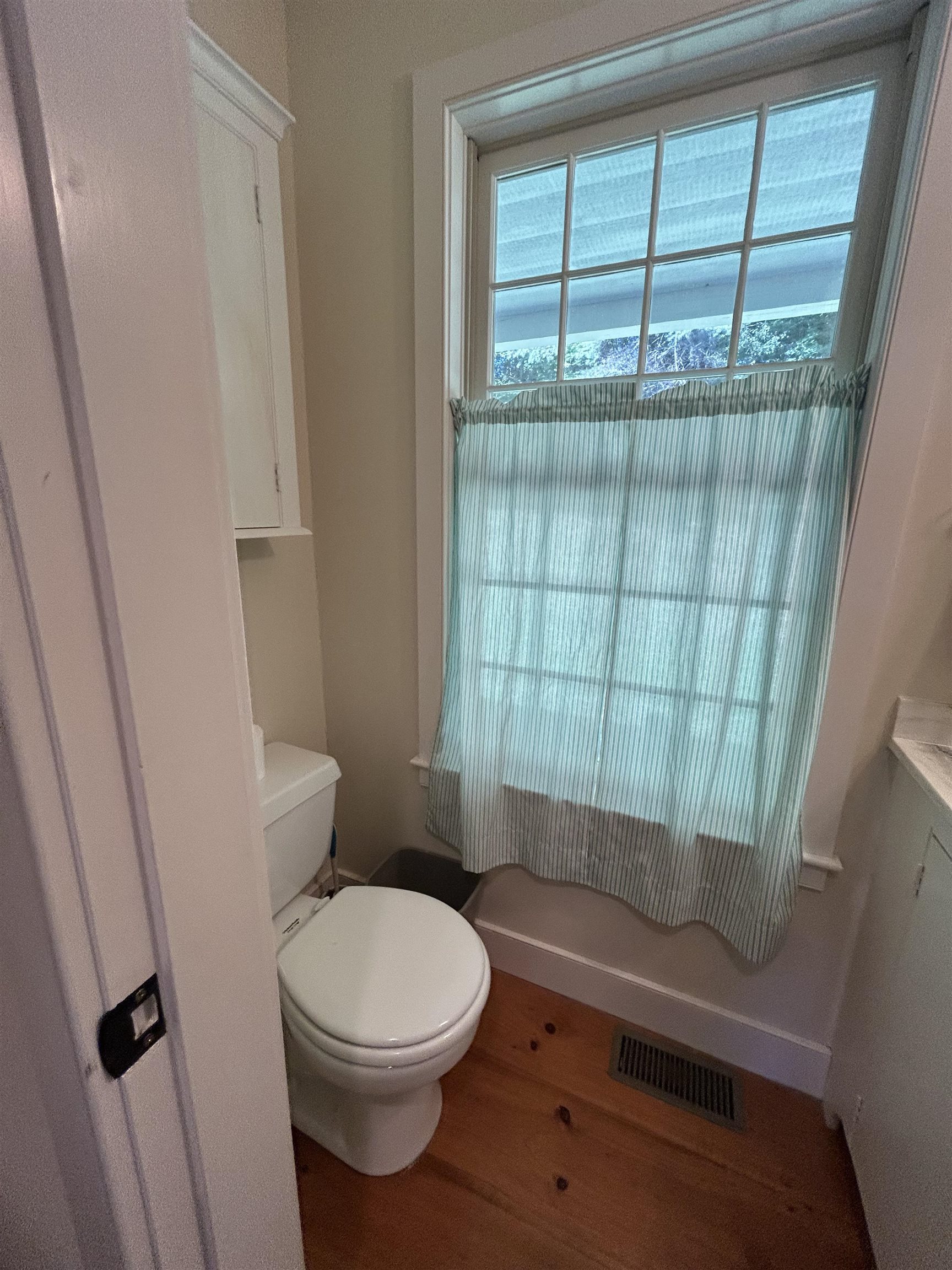 923 Landgrove Road Londonderry, VT 05148 - Photo 5 of 23