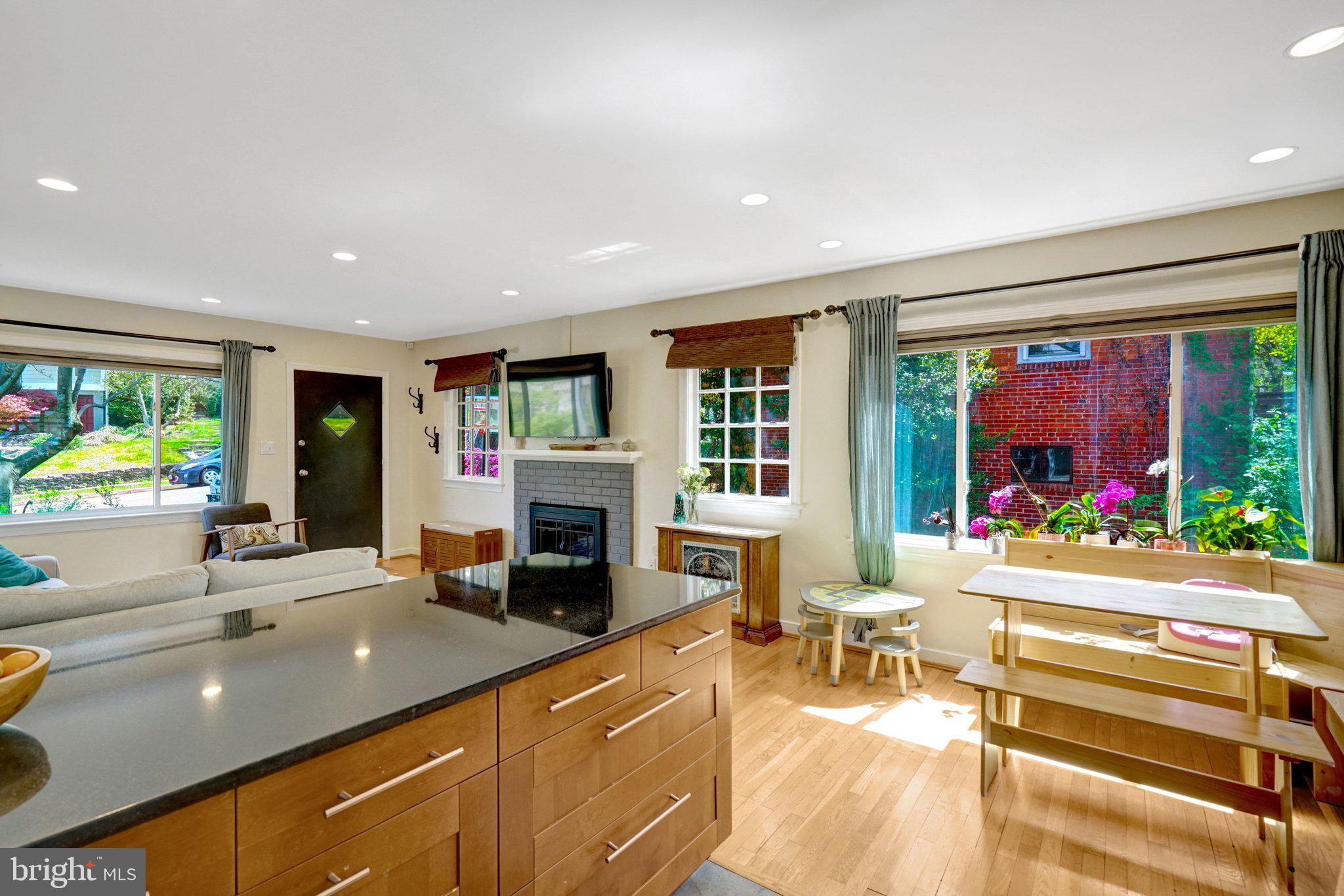 912 North Jacksonville Street Arlington, VA 22205 - Photo 9 of 33