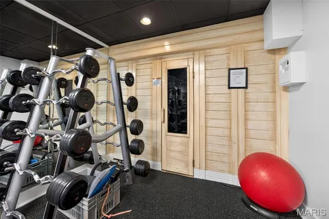 $230,000 | 7745 Kingsbury Boulevard, Unit 22, St. Louis, MO 63105