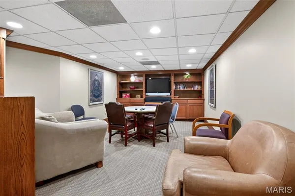 $230,000 | 7745 Kingsbury Boulevard, Unit 22, St. Louis, MO 63105