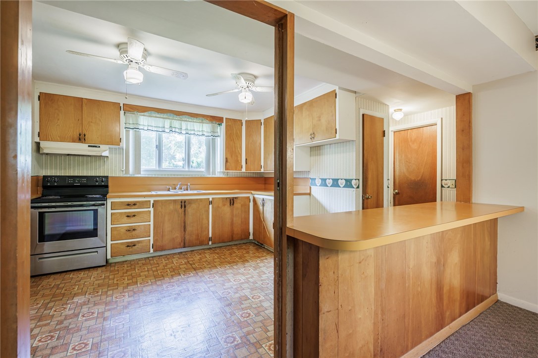 48 Old Pond Road Penfield, NY 14625 - Photo 10 of 34 Gallery Image 10