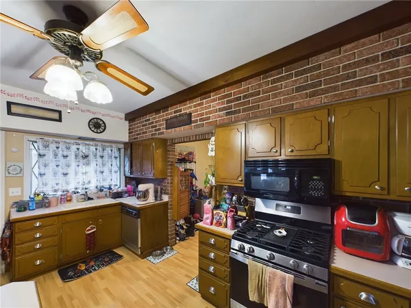 $249,900 | 159 Washington Street, Auburn, NY 13021
