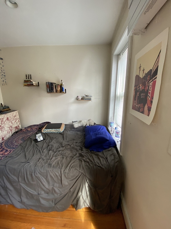 15 Cooper Street, Unit 4 Boston, MA 02113 - Photo 10 of 18