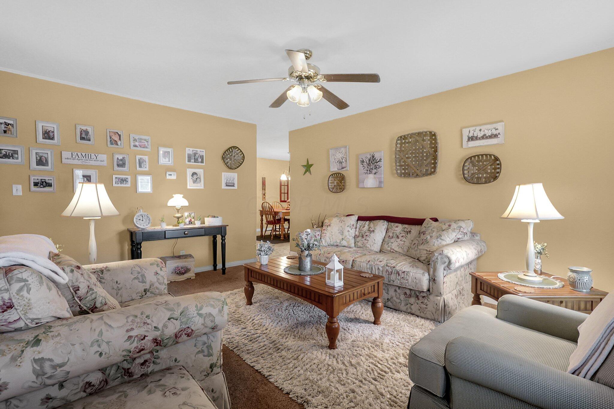 5073 Lockbourne Road Columbus, OH 43207 - Photo 4 of 26 5-web-or-mls-5073-lockbourne-rd