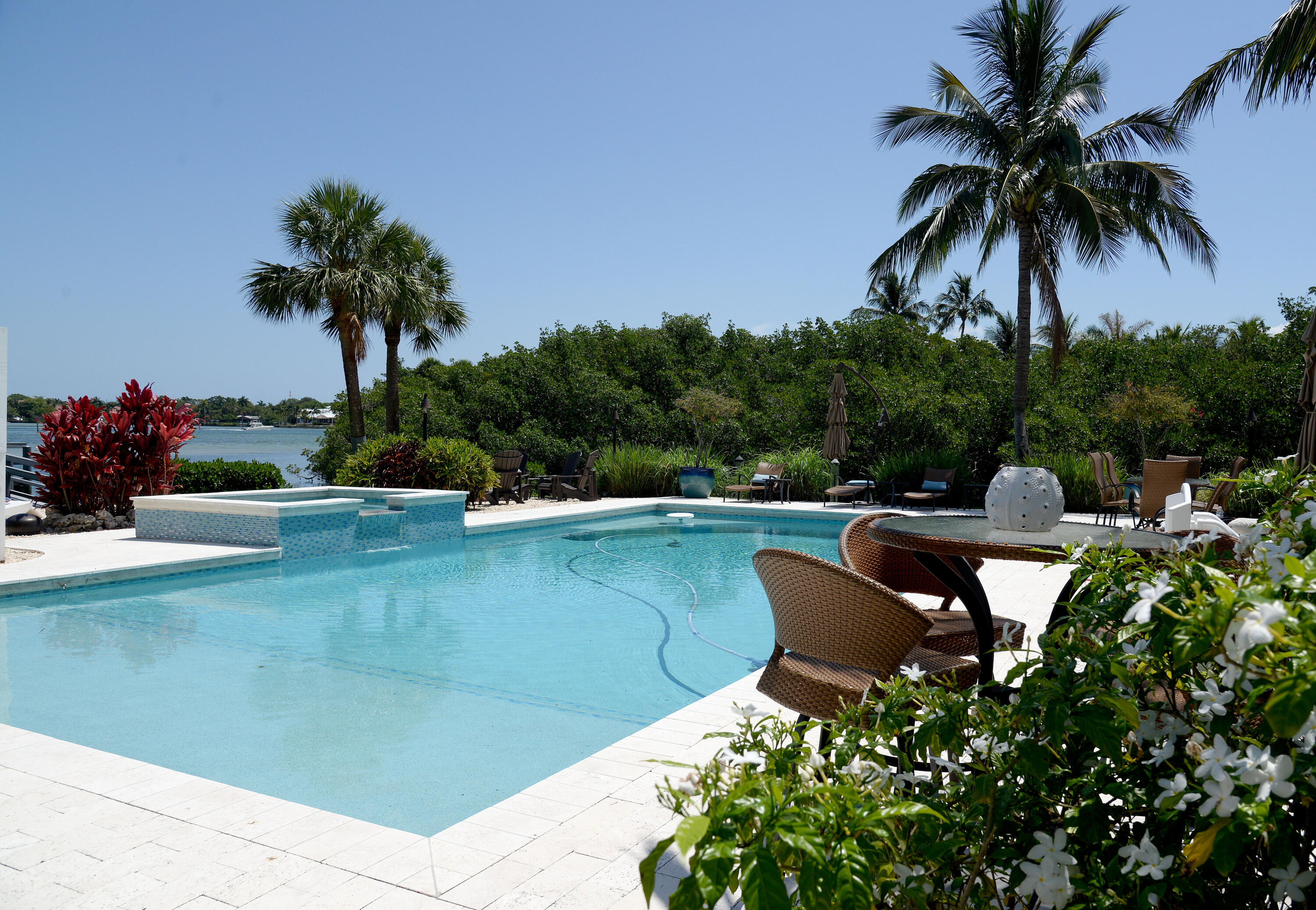 207 Killane Drive Jupiter, FL 33458 - Photo 29 of 59 207 Killane pool 2