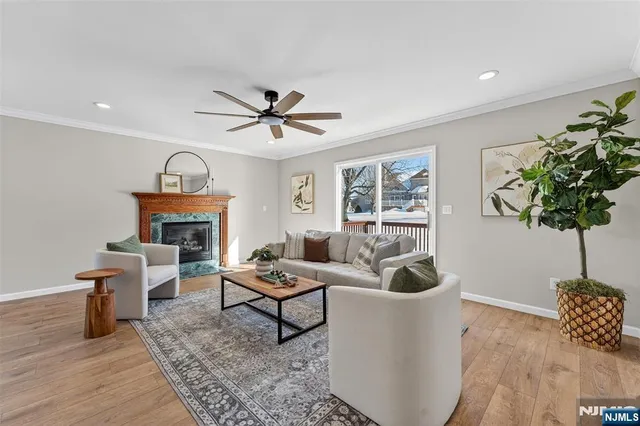 $624,900 | 5 Witherwood Drive, Hamburg, NJ 07419