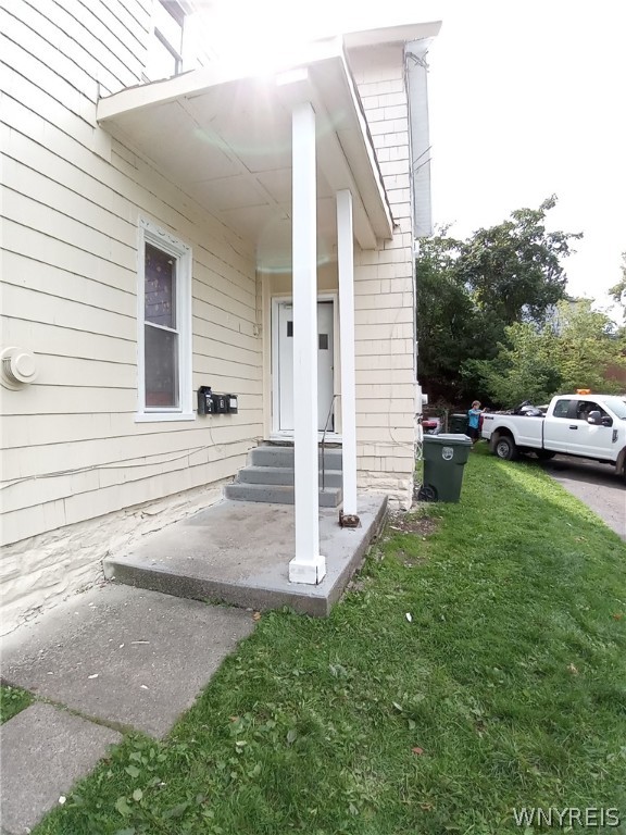 51 Fairmount Avenue Jamestown, NY 14701 - Photo 3 of 33