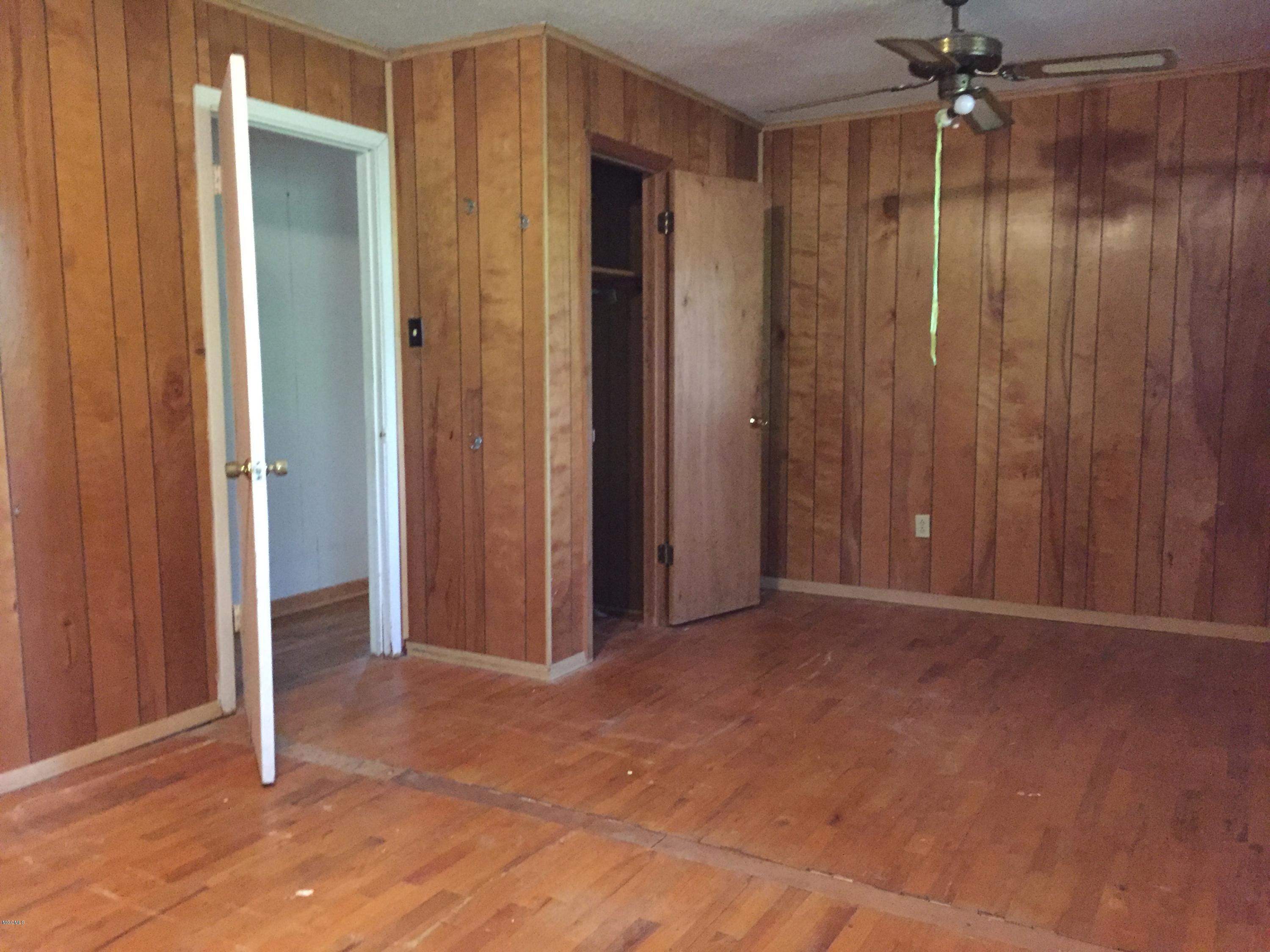 26369 Wolf Creek Road Kiln, MS 39556 - Photo 11 of 37 Front bedroom