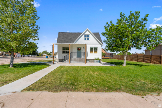 90 South 200 W Street Fillmore, UT 84631 - Photo 4 of 61