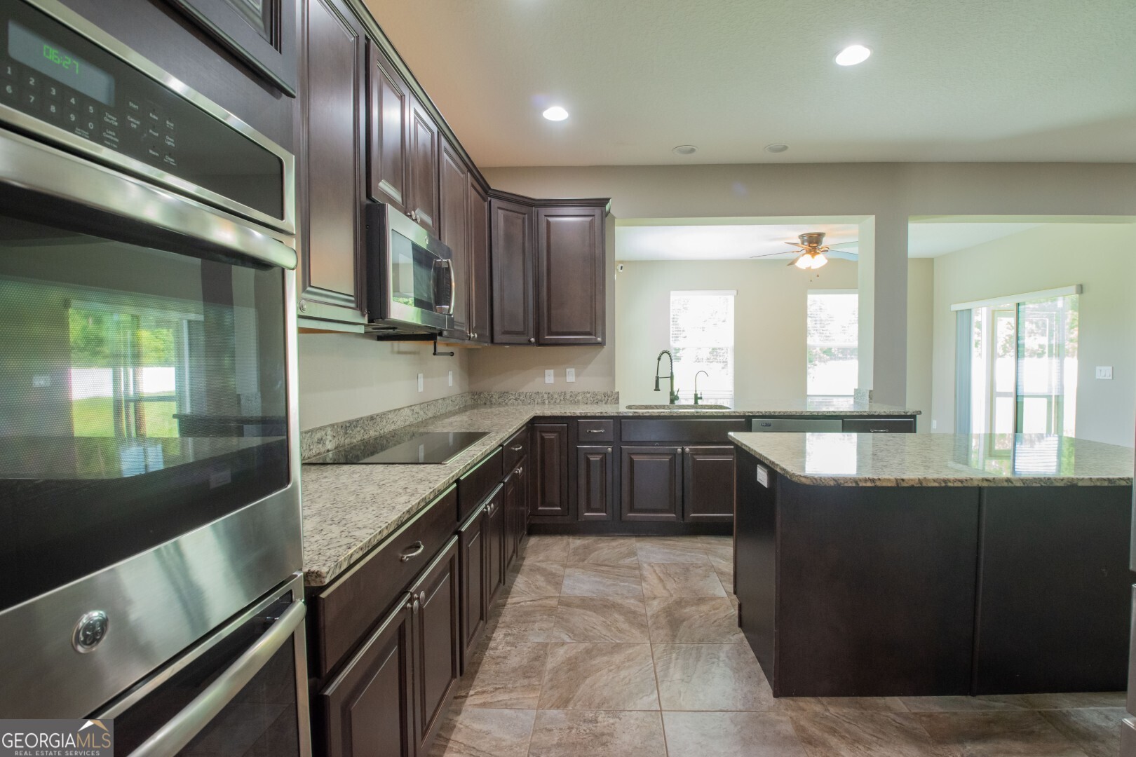 118 Walnut Way Kingsland, GA 31548 - Photo 15 of 52