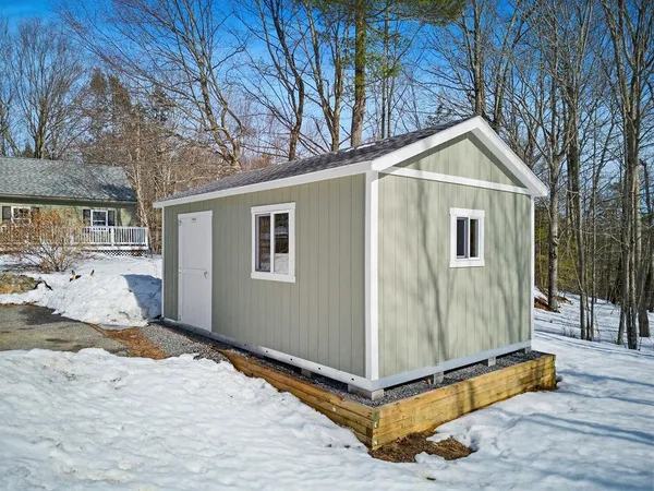 $515,000 | 246 Cooper Hill Road, Nottingham, NH 03290