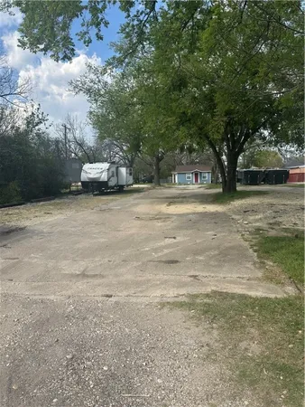 $61,000 | 603 Ave C E Valley Mills East, Sweetwater, TX 79556