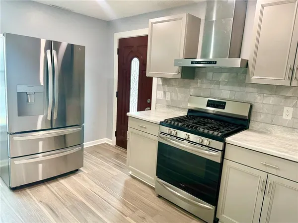 $2,100 | 23 Mainsgate Street, Pittsburgh, PA 15205