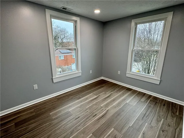 $2,700 | 23 Mainsgate Street, Pittsburgh, PA 15205