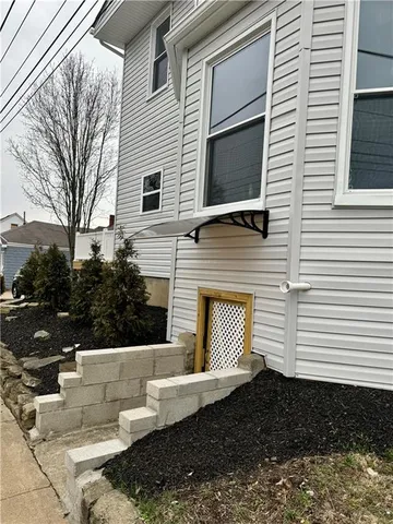 $2,700 | 23 Mainsgate Street, Pittsburgh, PA 15205