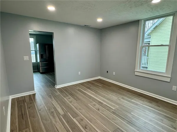$2,100 | 23 Mainsgate Street, Pittsburgh, PA 15205