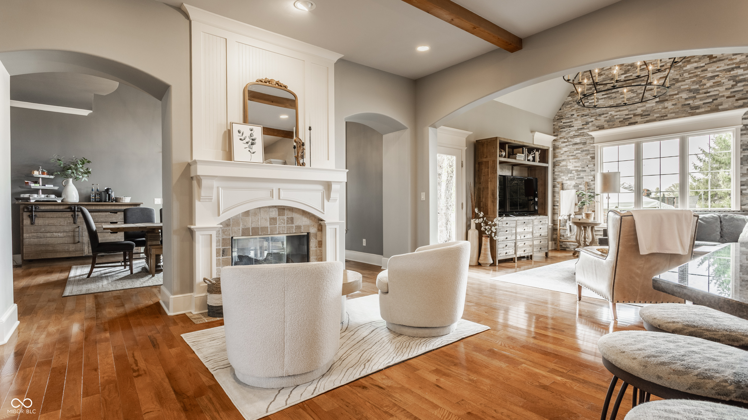 8535 Hunt Club Road Zionsville, IN 46077 - Photo 11 of 63