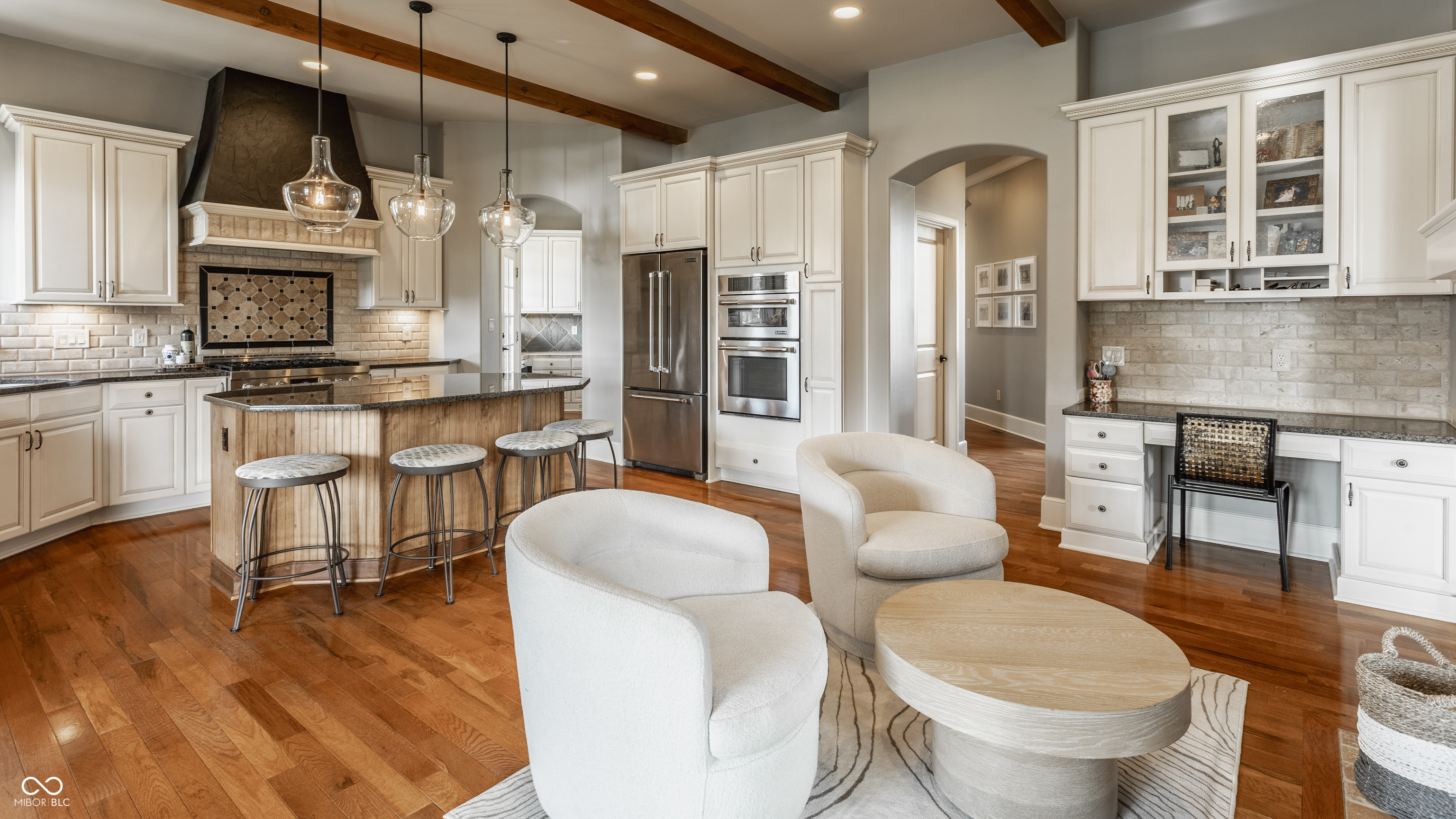 8535 Hunt Club Road Zionsville, IN 46077 - Photo 12 of 63