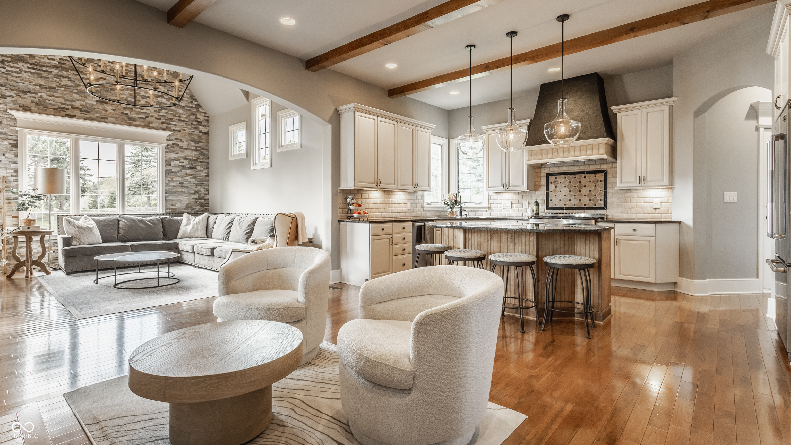 8535 Hunt Club Road Zionsville, IN 46077 - Photo 10 of 63
