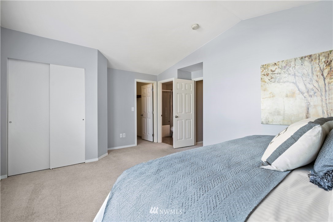 3914 152nd Place Southeast Bothell, WA 98012 - Photo 11 of 24