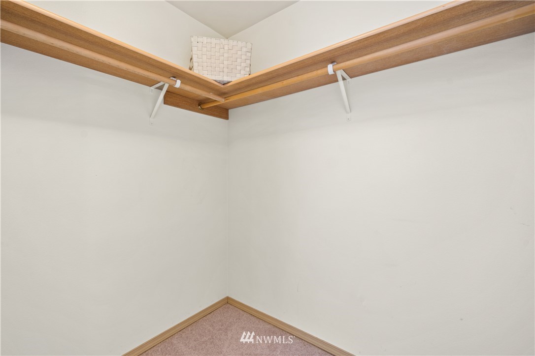 3914 152nd Place Southeast Bothell, WA 98012 - Photo 12 of 24