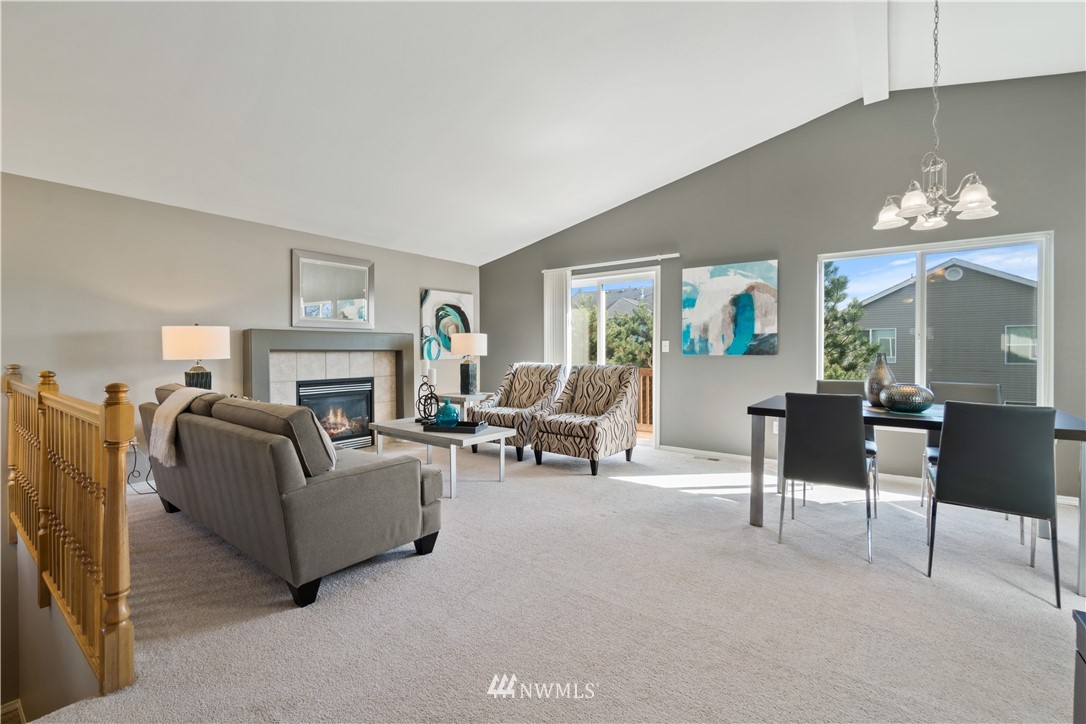 3914 152nd Place Southeast Bothell, WA 98012 - Photo 4 of 24