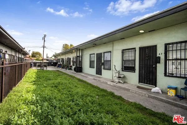 $950,000 | 15412 Atlantic Avenue, Compton, CA 90221