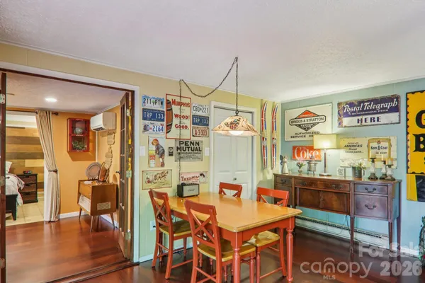 $850,000 | 416 South Cherokee Avenue, Black Mountain, NC 28711