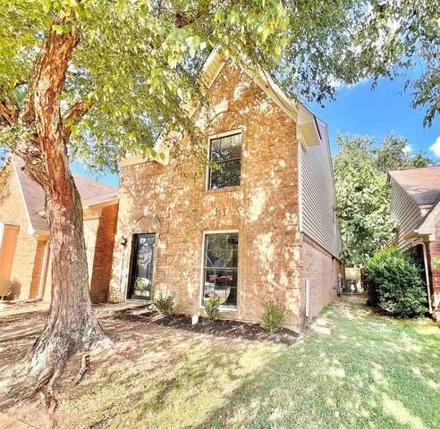 $210,000 | 1646 Oaken Bucket Drive, Memphis, TN 38016