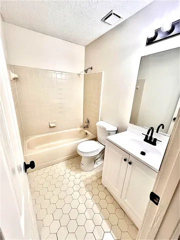 $210,000 | 1646 Oaken Bucket Drive, Memphis, TN 38016