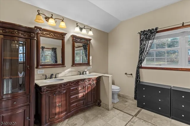 $799,999 | 775 Highway 202, Montville, NJ 07082