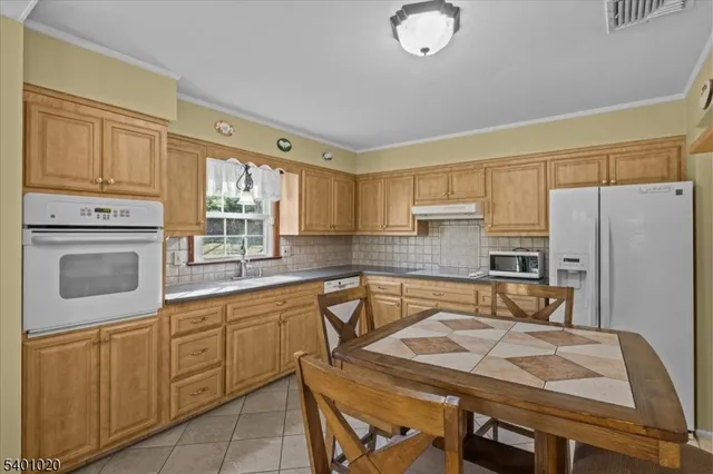 $799,999 | 775 Highway 202, Montville, NJ 07082