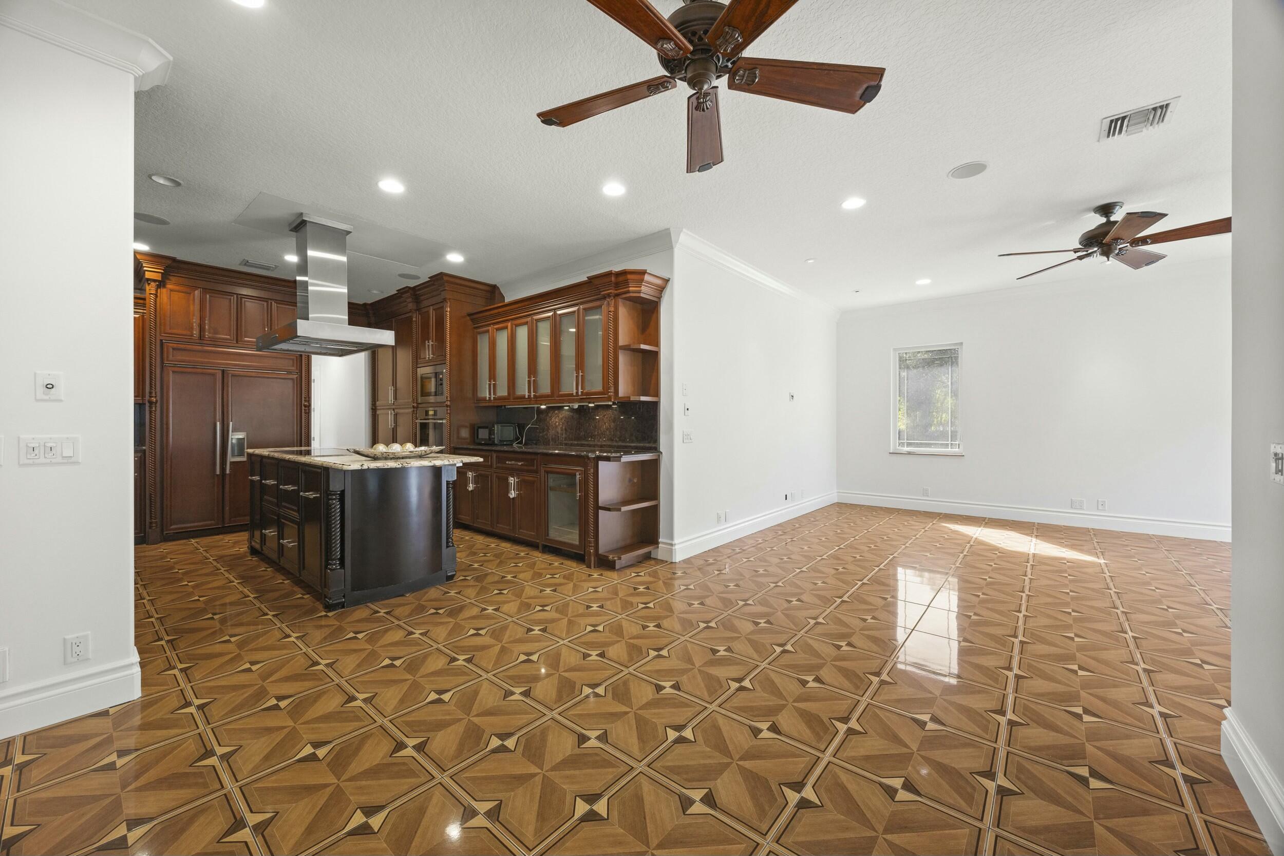 15711 98th Trail North Jupiter, FL 33478 - Photo 12 of 68 tempImageULDeUu