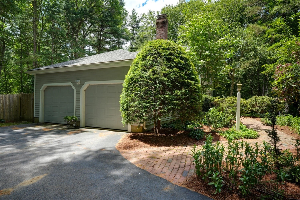 13 Pheasanthill Road Norfolk, MA 02056 - Photo 31 of 32 Gallery Image 31