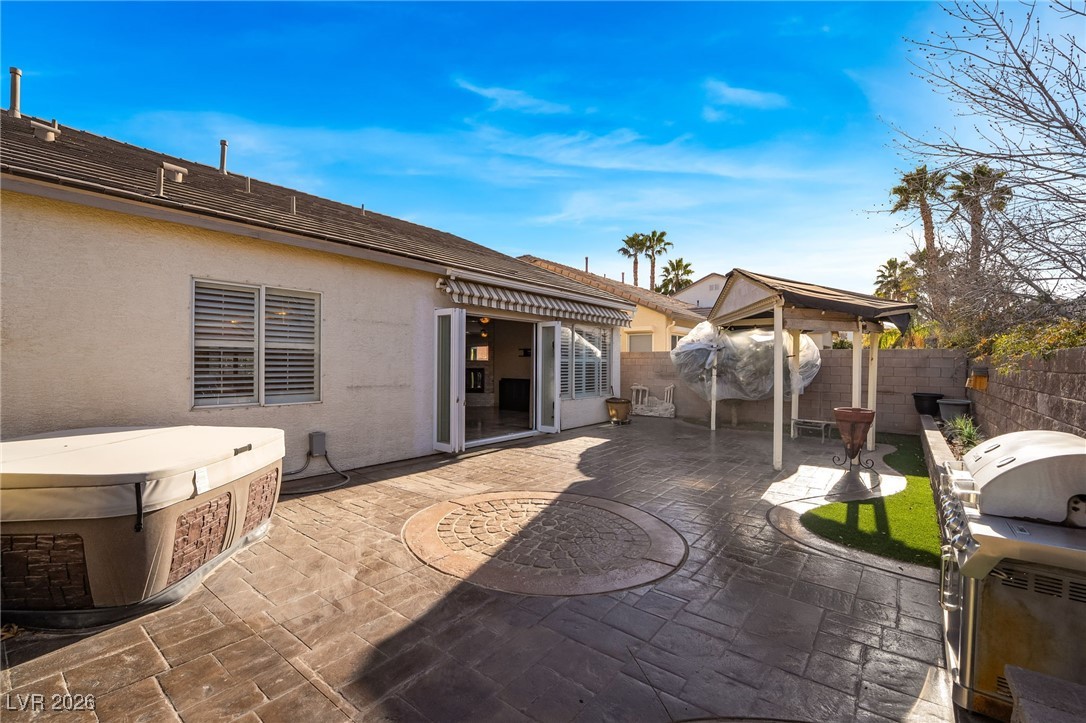 2274 Moresca Avenue Henderson, NV 89052 - Photo 25 of 30 Lemon tree-back patio