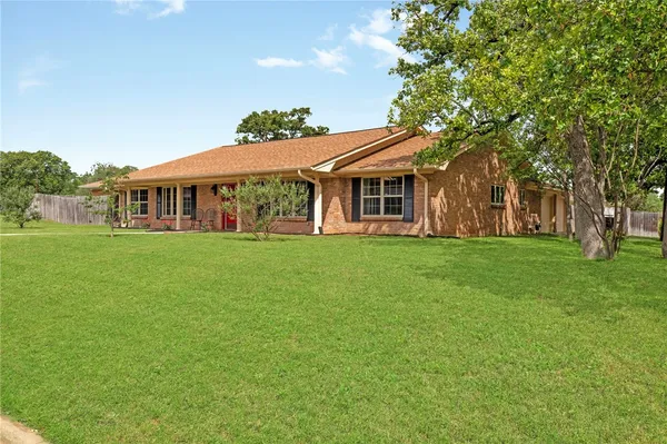 $379,900 | 2405 Burton Drive, Bryan, TX 77802