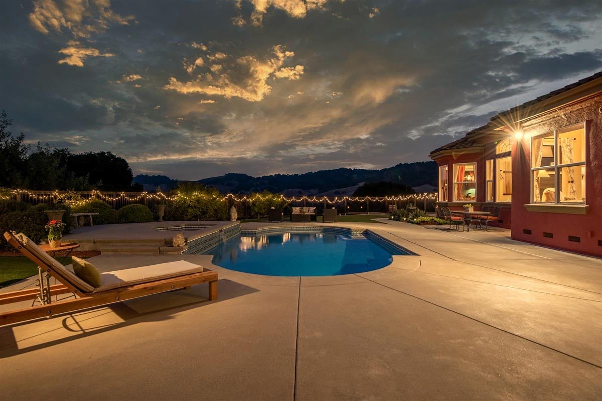 17155 Uvas Road Morgan Hill, CA 95037 - Photo 40 of 53 Gallery Image 40