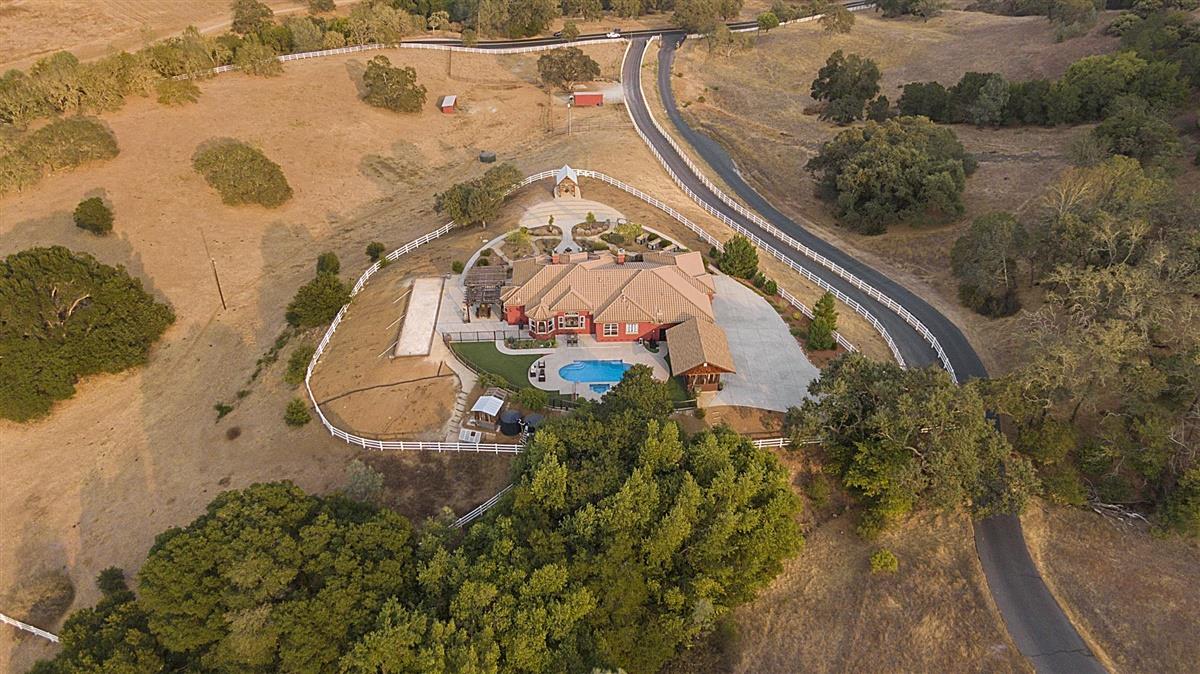 17155 Uvas Road Morgan Hill, CA 95037 - Photo 51 of 53 Gallery Image 51
