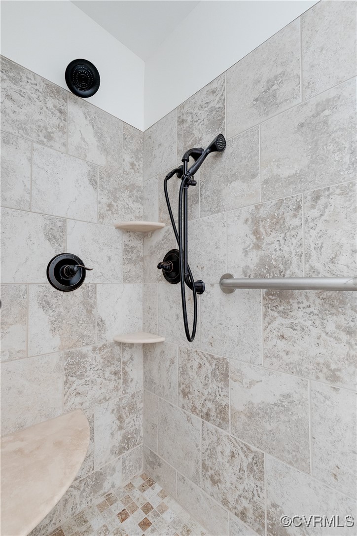 2780 East Brigstock Road Midlothian, VA 23113 - Photo 28 of 50 a bathroom with a shower