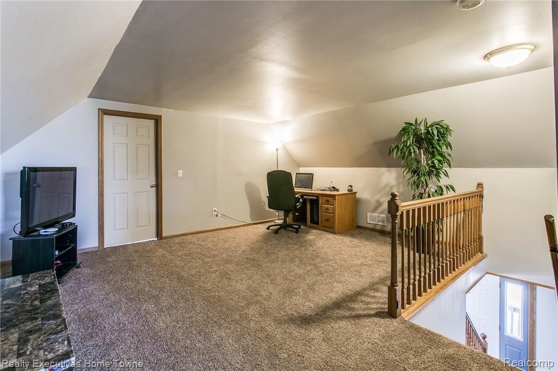 8619 Imlay City Road Avoca, MI 48006 - Photo 31 of 35 8619 Imlay City Rd-27.JPG