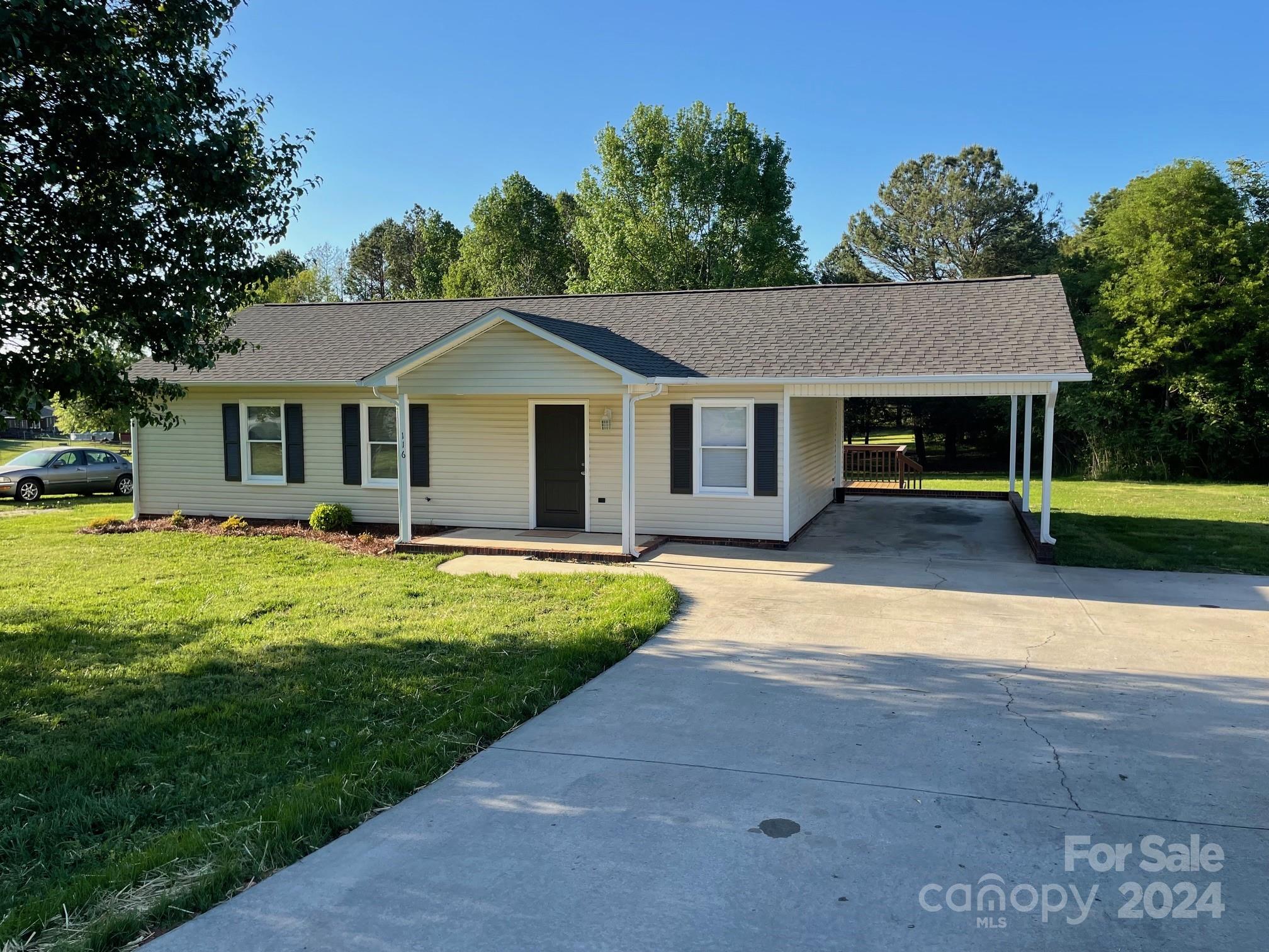 116 Hicks Road, Unit 11 Grover, NC 28073 - Photo 3 of 31 Gallery Image 3