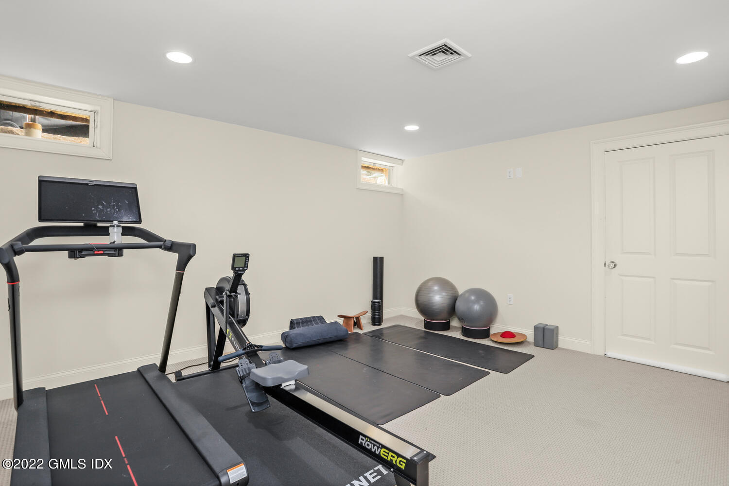 434 Cognewaugh Road Cos Cob, CT 06807 - Photo 36 of 47 a room with gym equipment