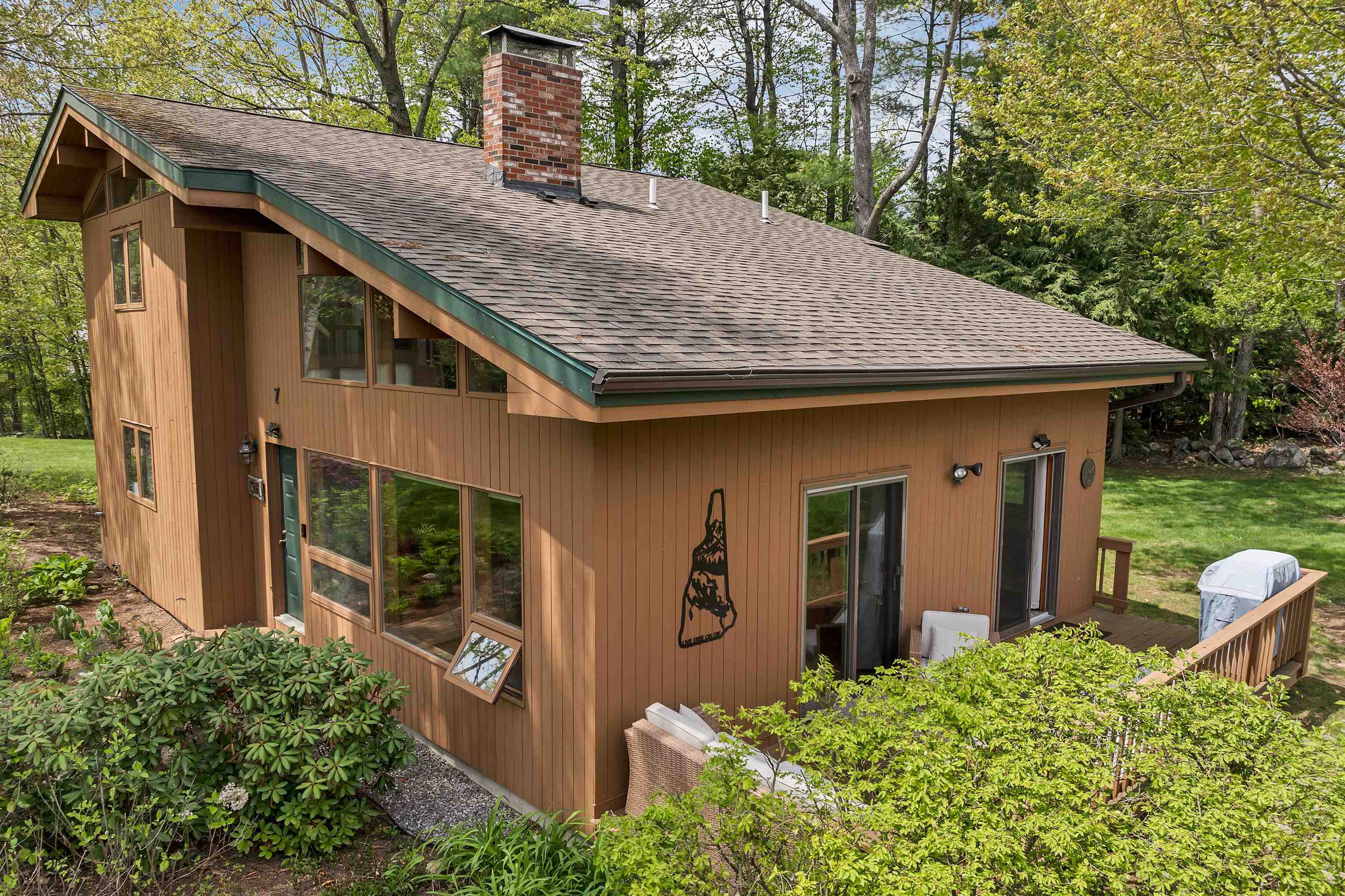 7 Croft Way Laconia, NH 03246 - Photo 7 of 60