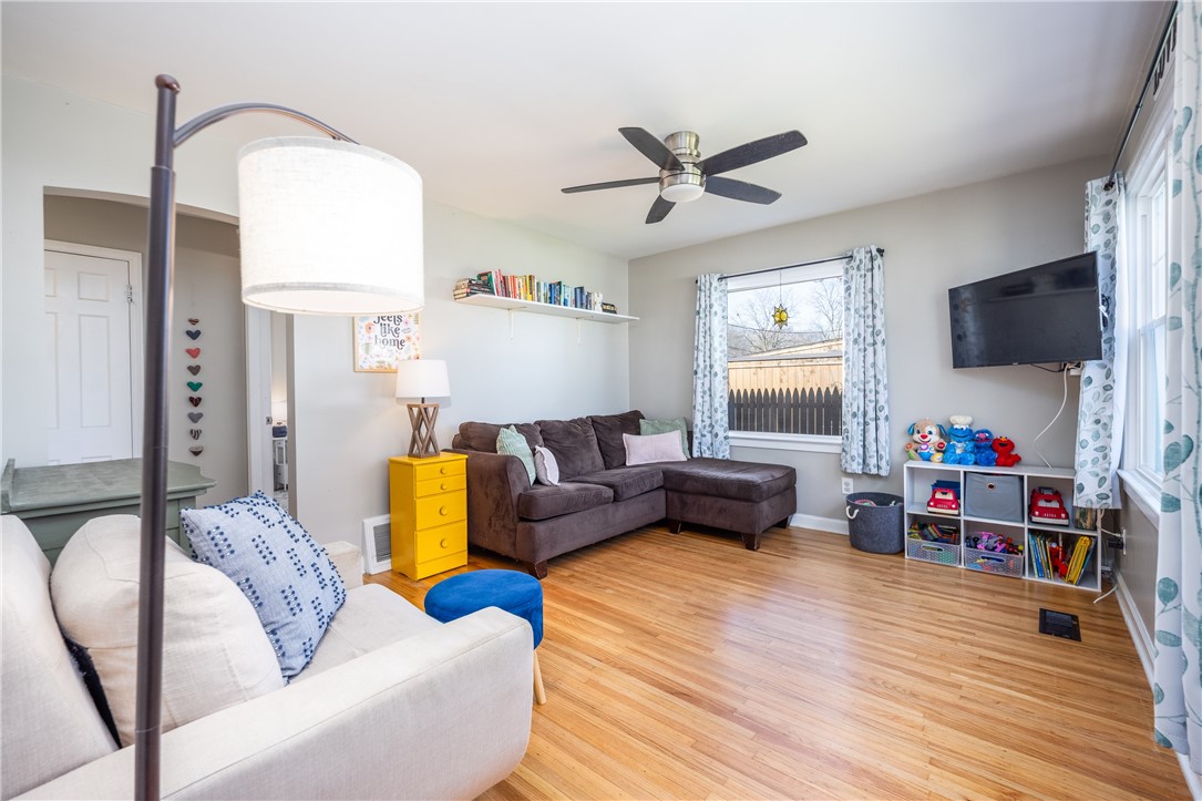 123 Ellington Road Rochester, NY 14616 - Photo 14 of 33