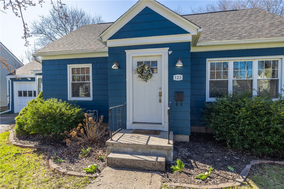 123 Ellington Road Rochester, NY 14616 - Photo 5 of 33