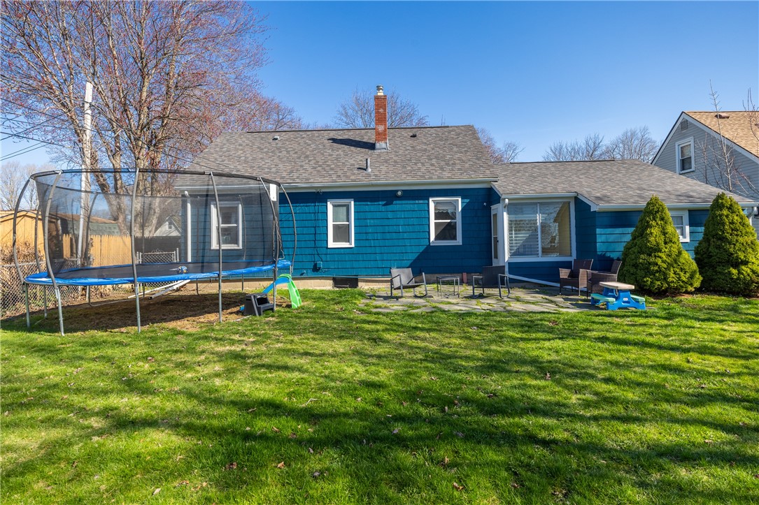 123 Ellington Road Rochester, NY 14616 - Photo 9 of 33