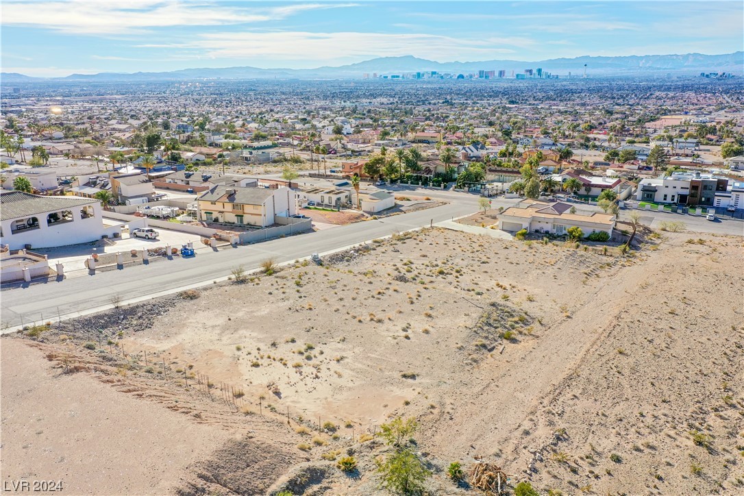Linden Las Vegas, NV 89110 - Photo 2 of 7