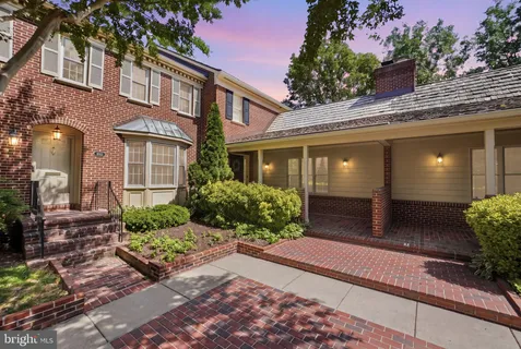 $1,469,000 | 6610 Madison McLean Drive, McLean, VA 22101