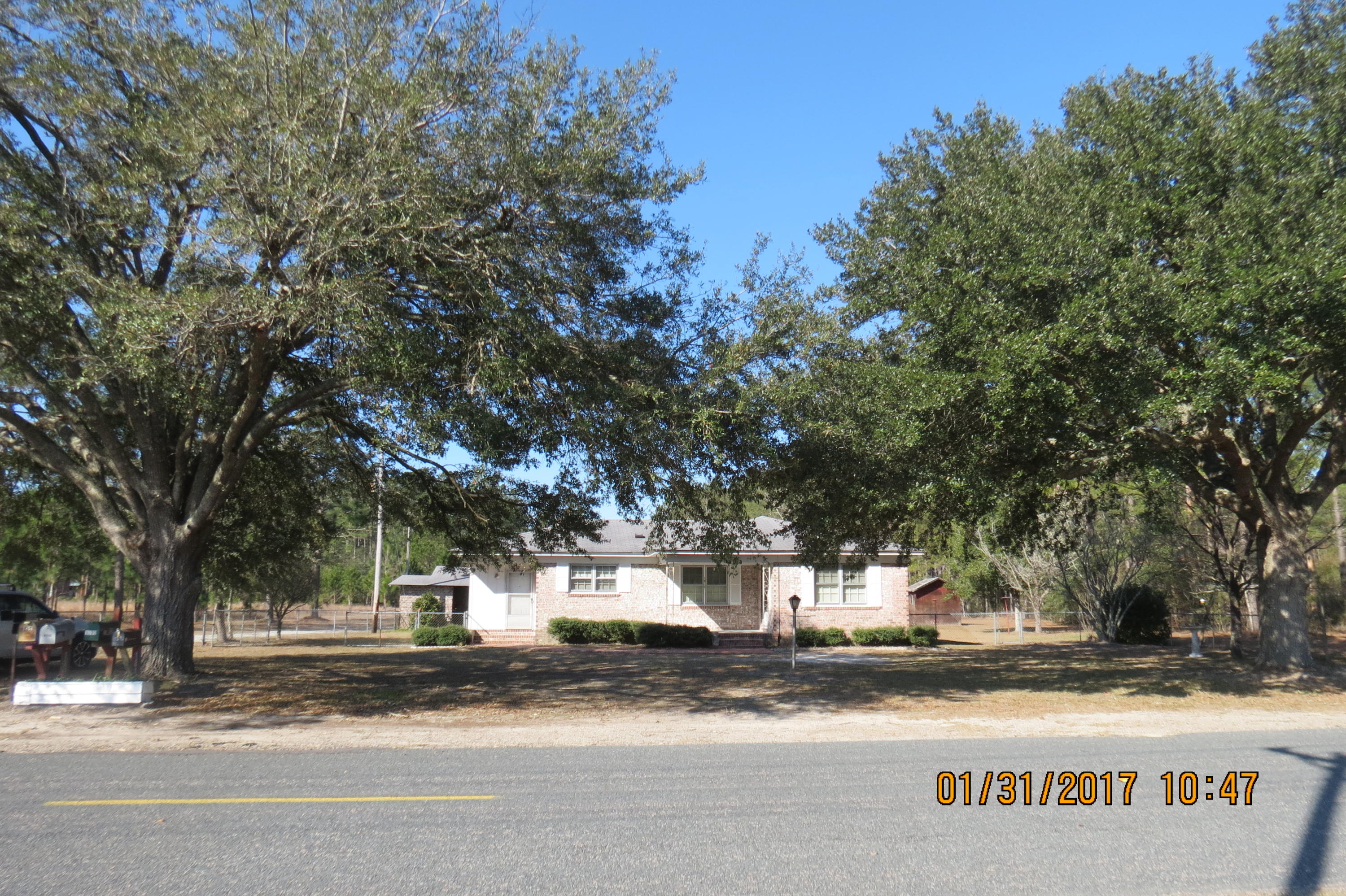 1816 Cavanaugh Road Walterboro, SC 29488 - Photo 5 of 29 IMG_5976